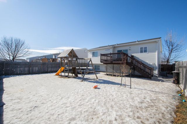 1884 Huntington Lane, West Fargo, ND 58078