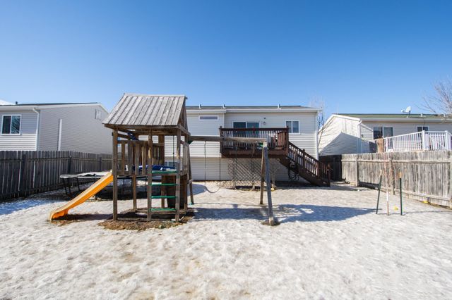 1884 Huntington Lane, West Fargo, ND 58078