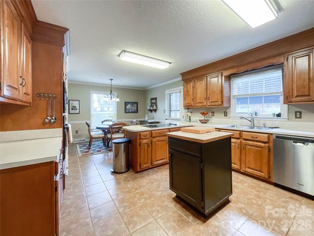 1006 Midwood Drive, Monroe, NC 28112