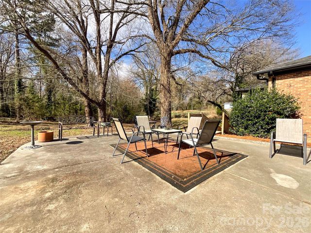 1006 Midwood Drive, Monroe, NC 28112