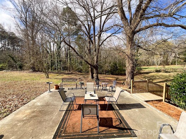 1006 Midwood Drive, Monroe, NC 28112