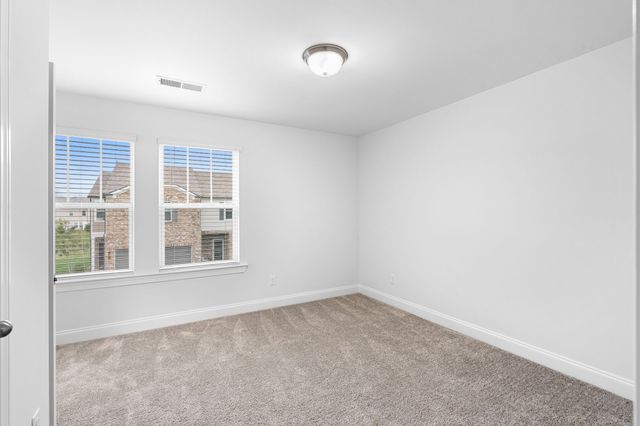 420 Palmetto Dr, Columbia, TN 38401