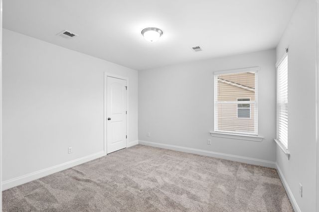 420 Palmetto Dr, Columbia, TN 38401