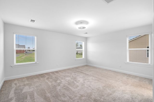 420 Palmetto Dr, Columbia, TN 38401