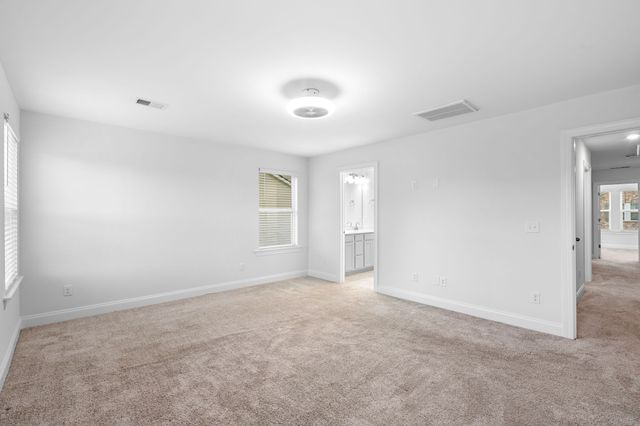 420 Palmetto Dr, Columbia, TN 38401