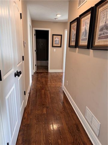 1212 Viola Street, Smithville, MO 64089