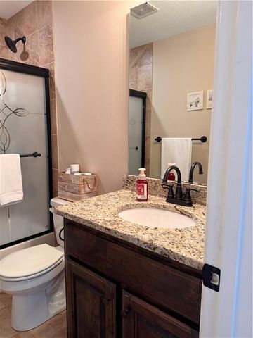 1212 Viola Street, Smithville, MO 64089