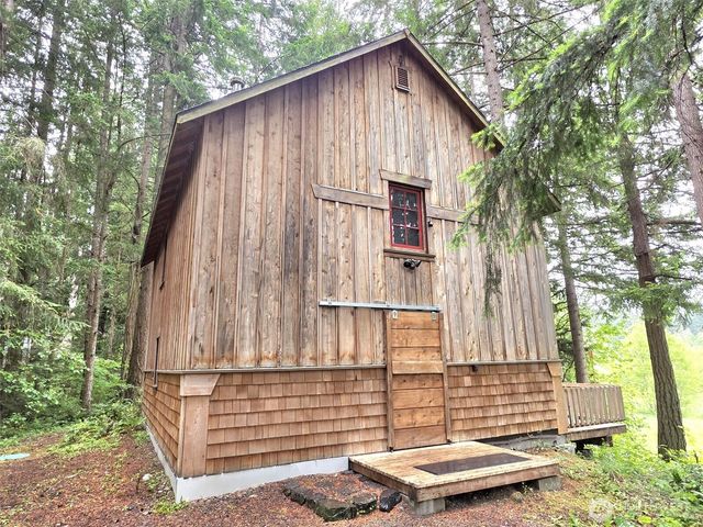 17743 Clear Lake Boulevard SE, Yelm, WA 98597
