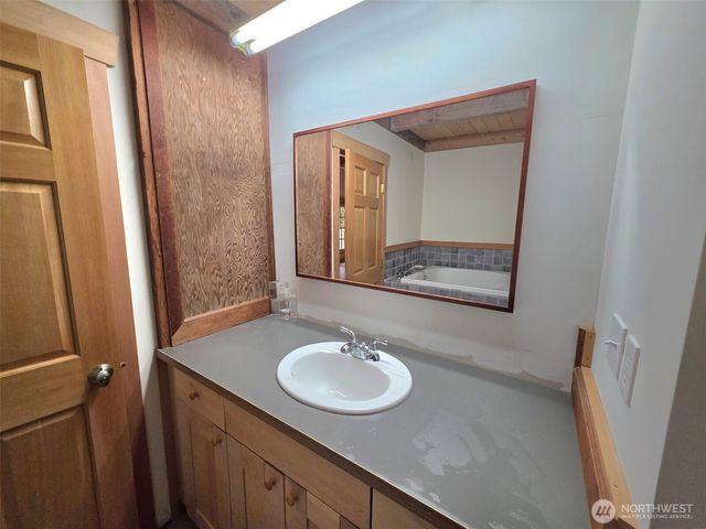 17743 Clear Lake Boulevard SE, Yelm, WA 98597