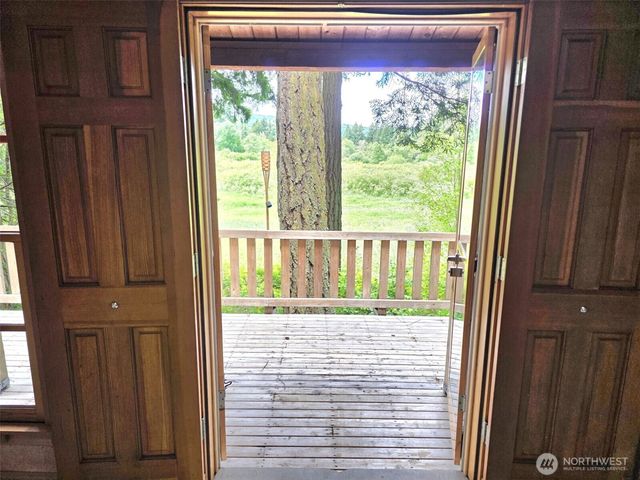 17743 Clear Lake Boulevard SE, Yelm, WA 98597