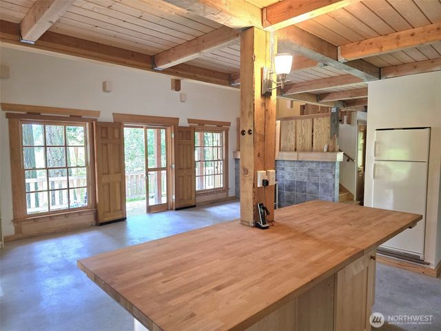 17743 Clear Lake Boulevard SE, Yelm, WA 98597