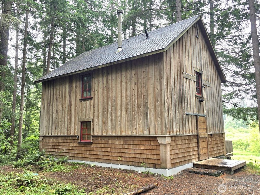 17743 Clear Lake Boulevard SE, Yelm, WA 98597