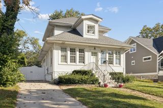 333 E Chicago Avenue, Hinsdale, IL 60521