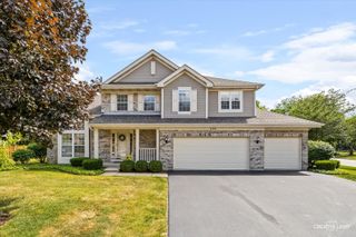 1133 Stonegate Court, Bartlett, IL 60103