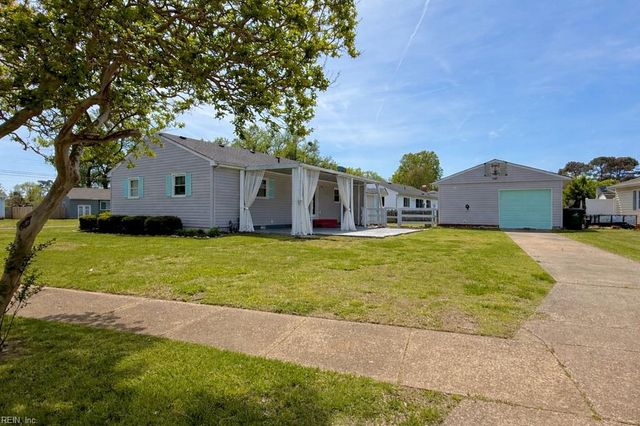 8447 Capeview Ave, Norfolk, VA 23503