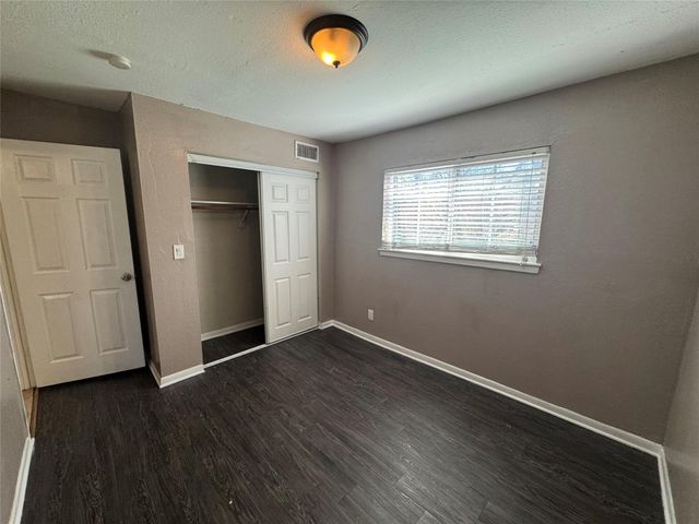 6253 Manor RD A, Austin, TX 78723