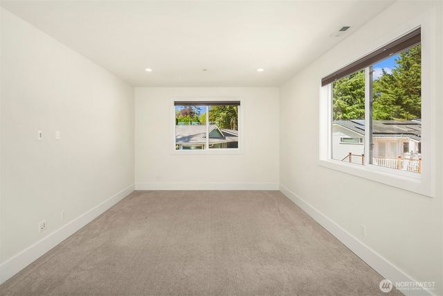 11327 113th Place NE, Kirkland, WA 98033