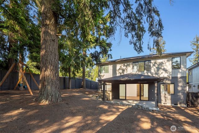 11327 113th Place NE, Kirkland, WA 98033