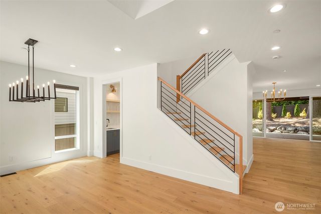 11327 113th Place NE, Kirkland, WA 98033