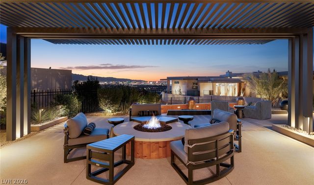 1538 Dragon Crest Avenue, Henderson, NV 89012