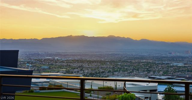 1538 Dragon Crest Avenue, Henderson, NV 89012