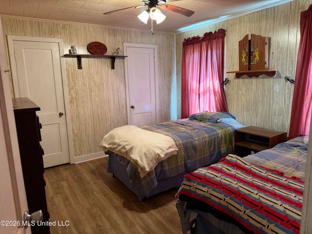 108 Dixie Drive, Natchez, MS 39120