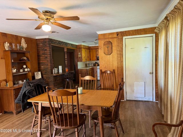 108 Dixie Drive, Natchez, MS 39120