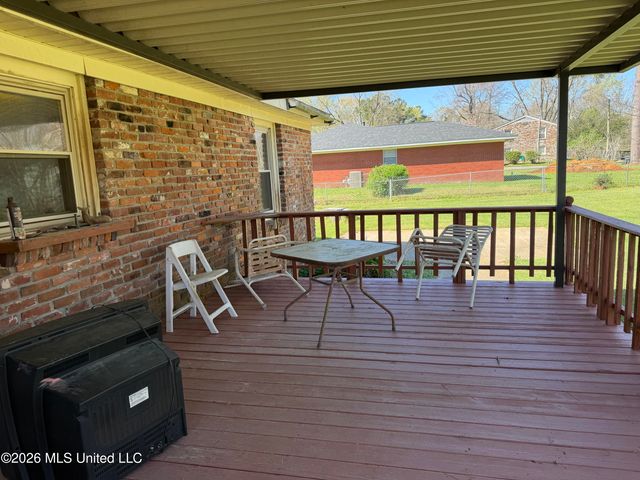 108 Dixie Drive, Natchez, MS 39120