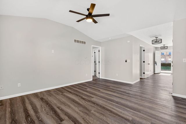 6602 Marissa Street, Canal Winchester, OH 43110