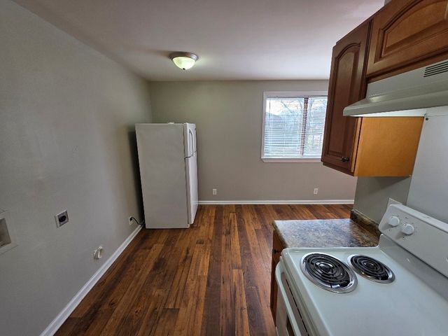 800 Anderson Ln Apt A7, Madison, TN 37115