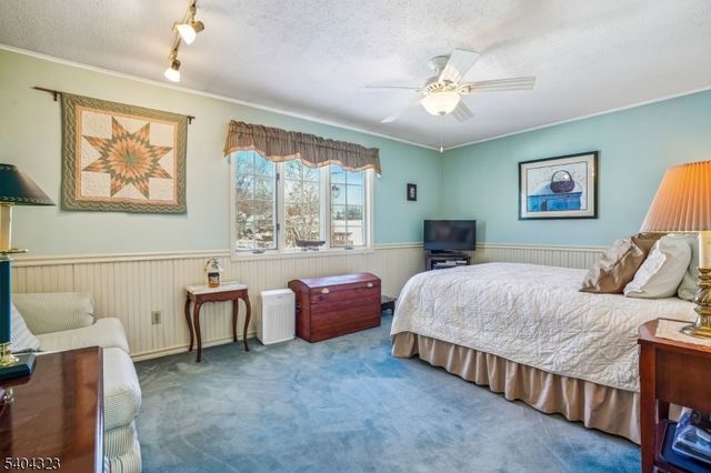 191 King St, Fanwood Boro, NJ 07023