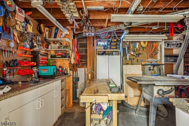 191 King St, Fanwood Boro, NJ 07023