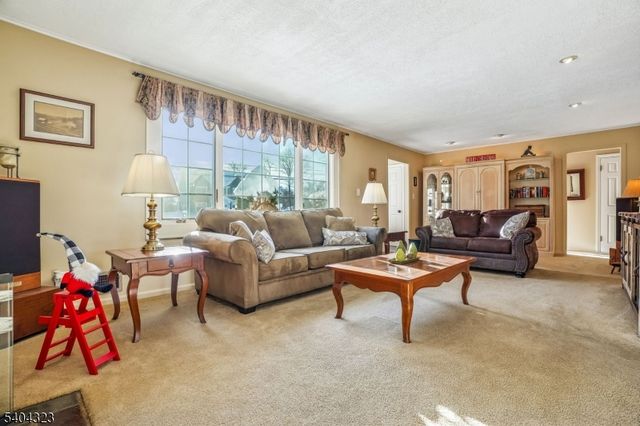 191 King St, Fanwood Boro, NJ 07023