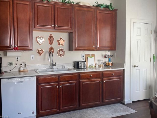 2233 Cape Arbor DR, Virginia Beach, VA 23451