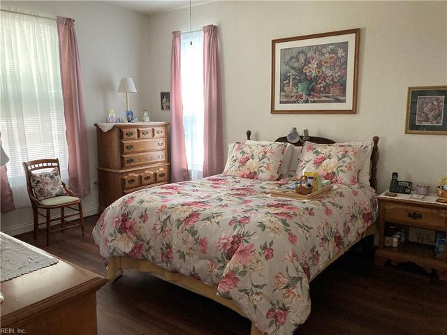 2233 Cape Arbor DR, Virginia Beach, VA 23451