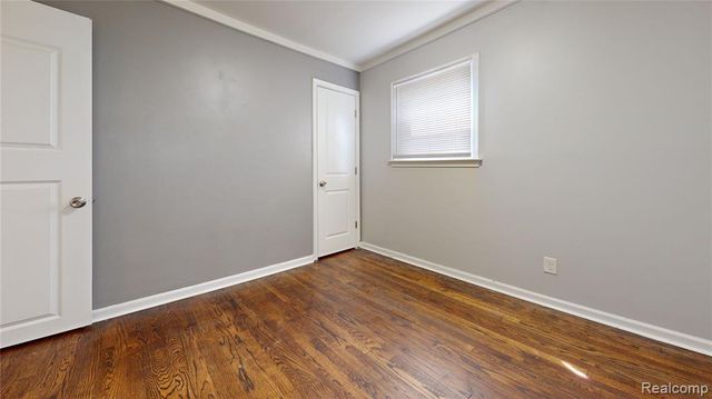 2111 Otis Avenue, Warren, MI 48091