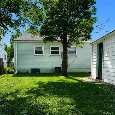 2111 Otis Avenue, Warren, MI 48091