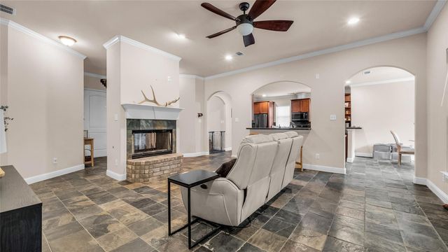 1011 Sister Grove Road, Van Alstyne, TX 75495