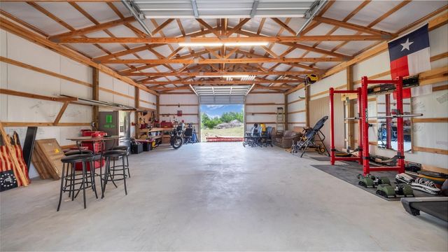1011 Sister Grove Road, Van Alstyne, TX 75495