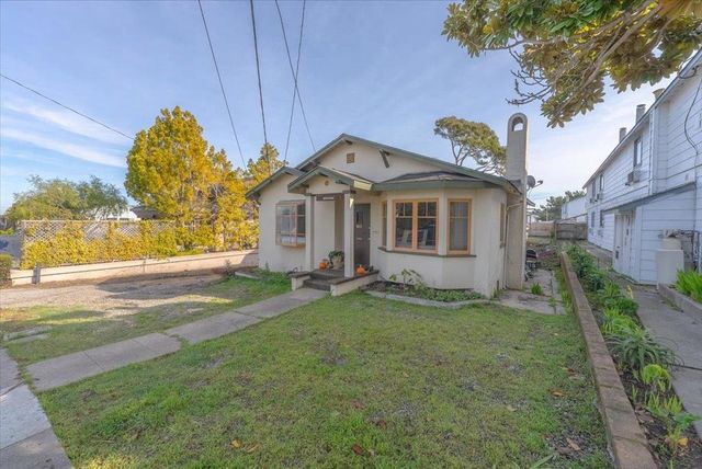 Cass Street, Monterey, CA 93940