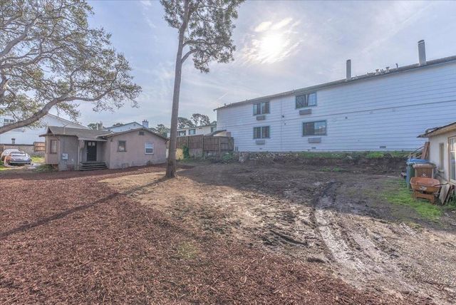 Cass Street, Monterey, CA 93940