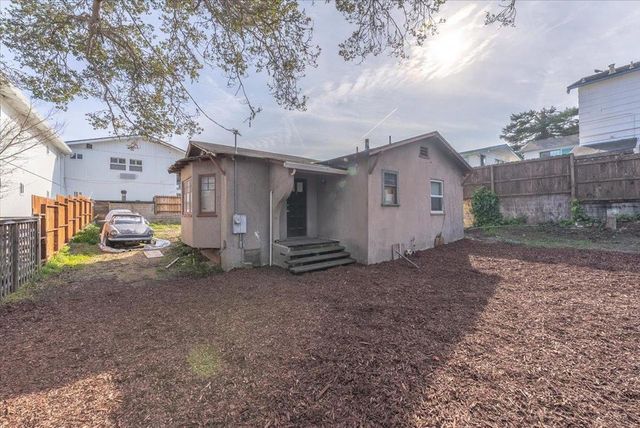 Cass Street, Monterey, CA 93940