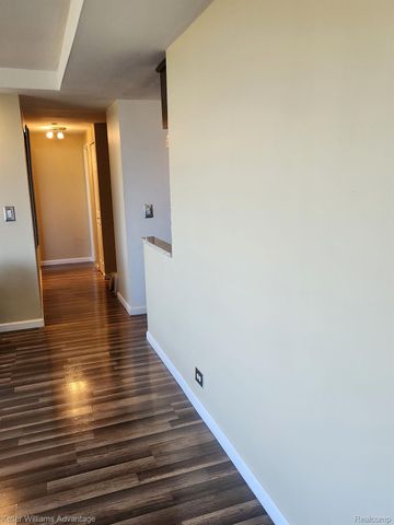 1300 E LAFAYETTE Street 1509, Detroit, MI 48207