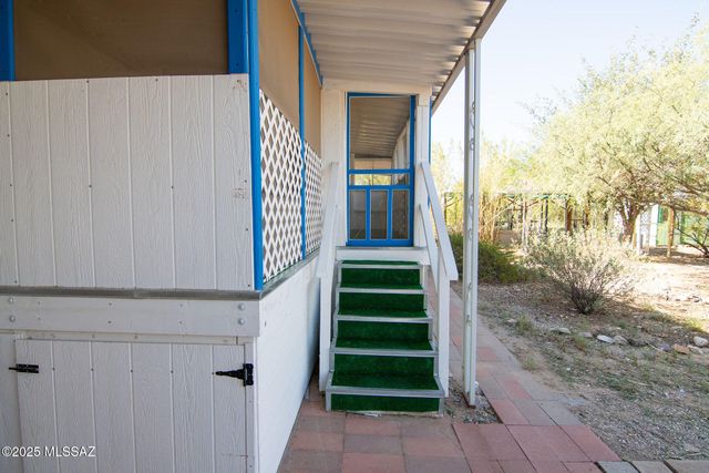 5538 E Hermans Road, Tucson, AZ 85756