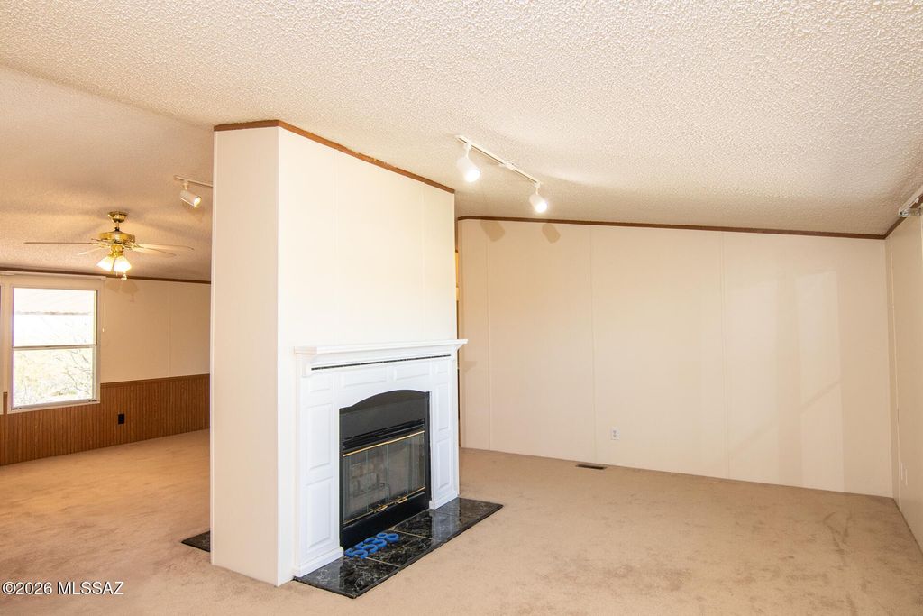 5538 E Hermans Road, Tucson, AZ 85756