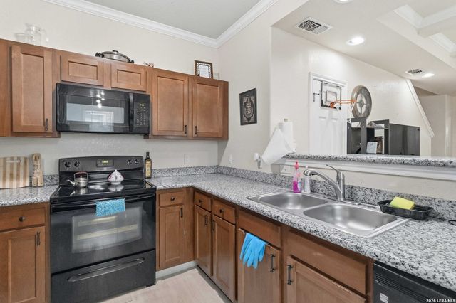 16802 Showdown Path, Selma, TX 78154