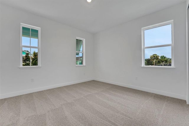 1001 FIESTA KEY CIRCLE, Lady Lake, FL 32159