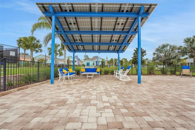 1001 FIESTA KEY CIRCLE, Lady Lake, FL 32159