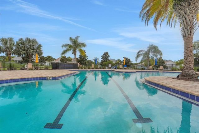 1001 FIESTA KEY CIRCLE, Lady Lake, FL 32159