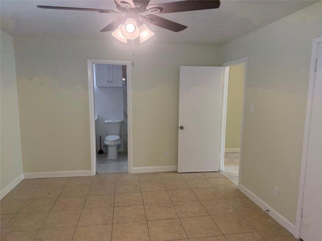 6525 Renwick Drive A, Houston, TX 77081